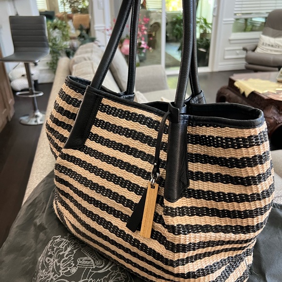 Vince Camuto Elegant Black and Tan Striped Tote Bag, natural straw - Picture 13 of 16